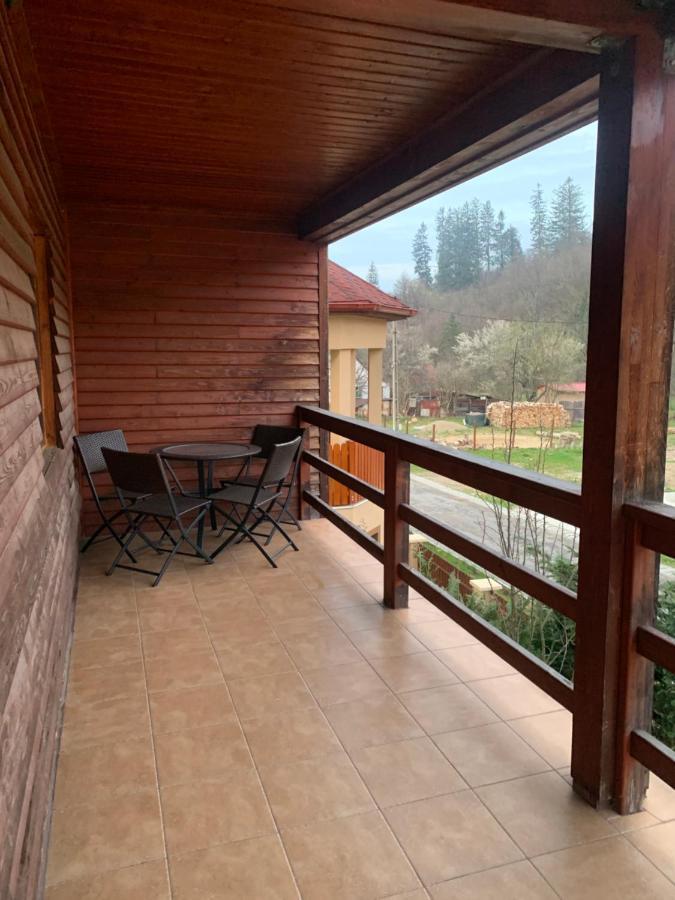 ホテル Dorf Haus Văliug エクステリア 写真
